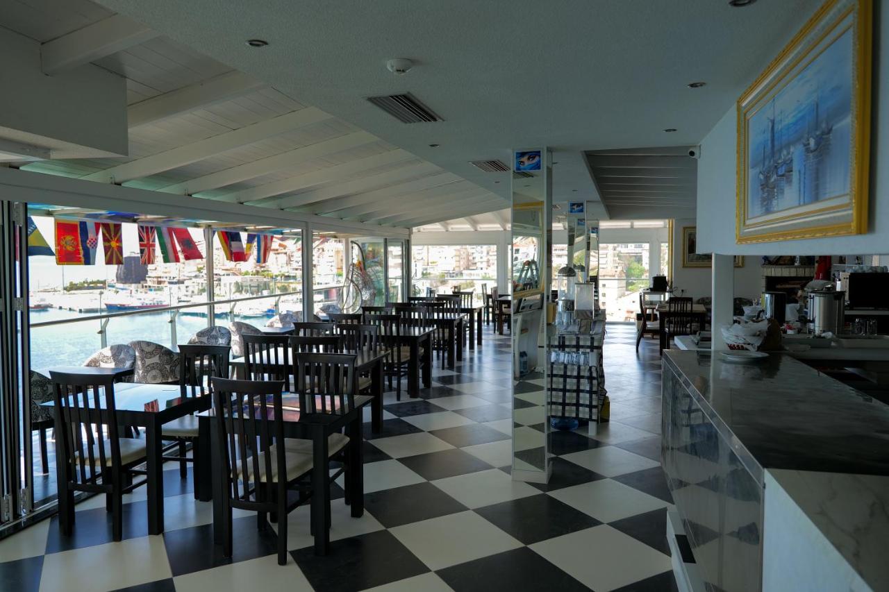 Republika Hotel Sarandë Esterno foto