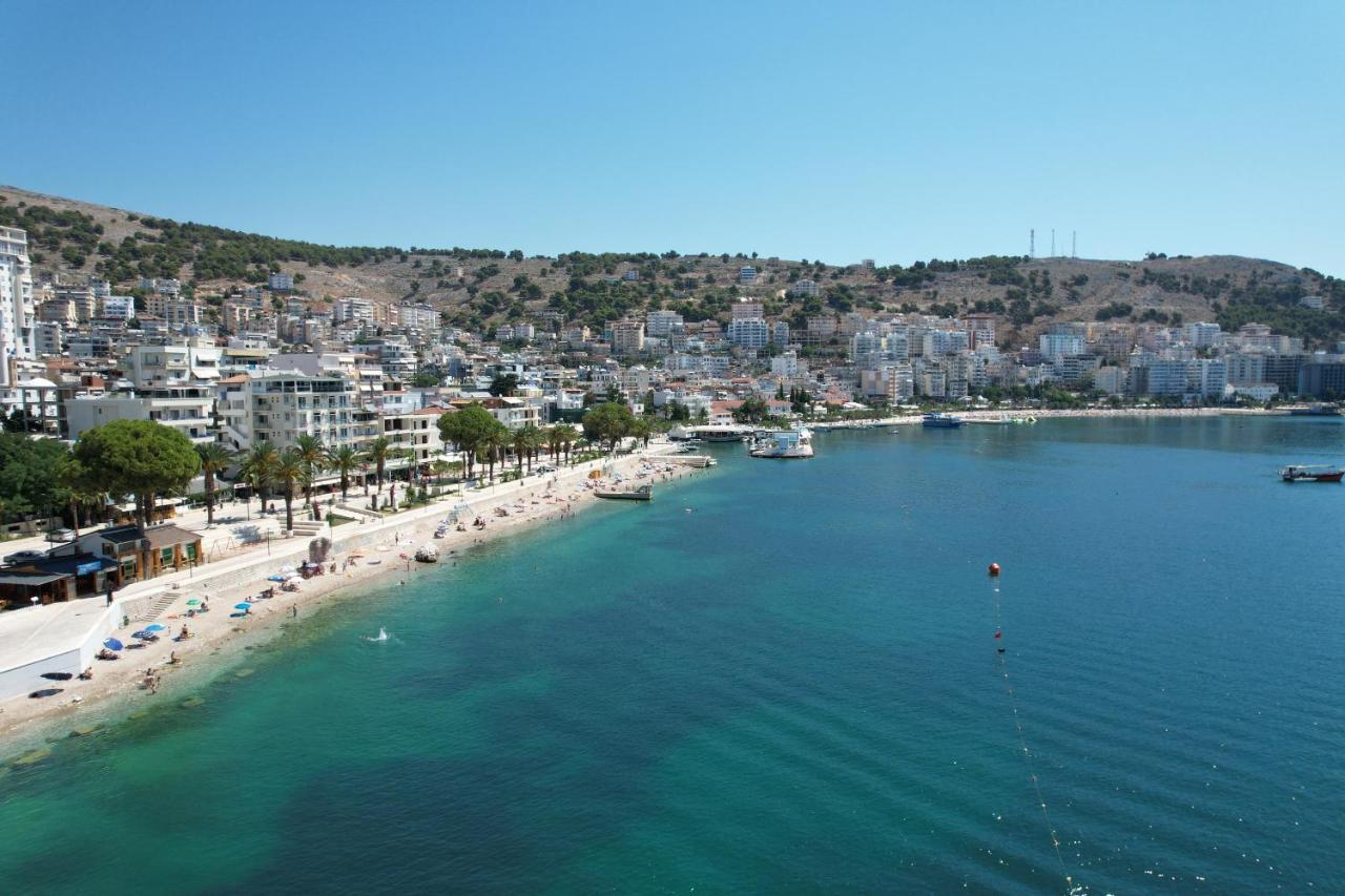 Republika Hotel Sarandë Esterno foto