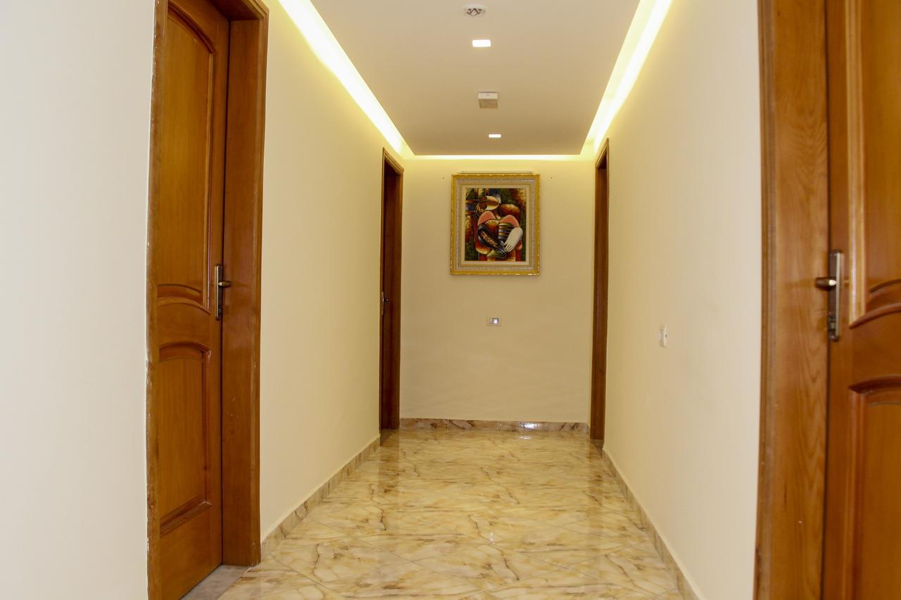 Republika Hotel Sarandë Esterno foto